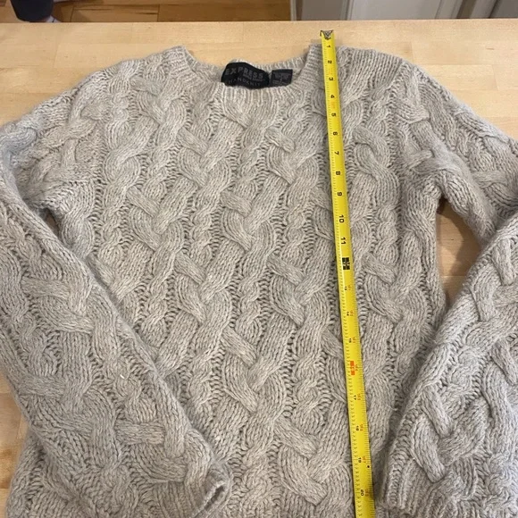 Express Handknit Lambswool size small light gray sweater. {127} - Picture 7 of 8